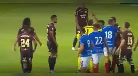 Di Benedetto sale expulsado y Universitario ahora juega con 10 hombres