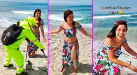 La joven estaba caminando por la playa cuando de pronto se percató de algo.