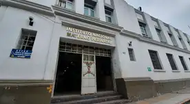De acuerdo a la víctima, la Dra. de la Maternidad de Lima la cuestionó por estar embarazada teniendo VIH, pese a que existen métodos eficaces que previenen la transmisión de madre a hijo.