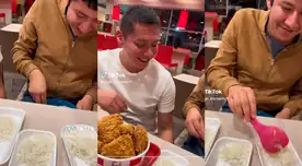 Se sirven arroz blanco en pleno KFC y sorprenden a todos Se sirven arroz blanco en pleno KFC y sorprenden a todos