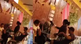 Mujer agrediendo a su pareja cuando estaba con sus amigos.