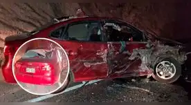 Así quedó el vehículo menor tras el violento choque en Arequipa.