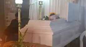 Niña muere en los brazos de su padre cuando este la trasladaba al hospital. Niña muere en los brazos de su padre cuando este la trasladaba al hospital.