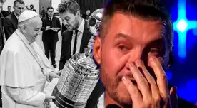 Marcelo Tinelli sufre la partida del papa Francisco.