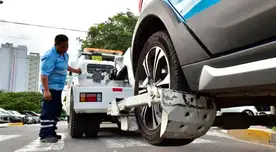 Municipalidades no podrán multar o remolcar a los autos mal estacionados.