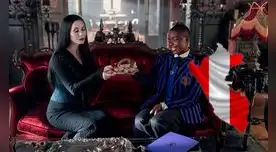Morticia Addams y Bianca Barclay comparten juntos en la segunda temporada de 'Merlina'. Foto: Netflix