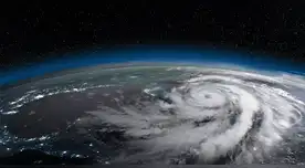 El día en que un huracán espacial azotó la Tierra: ¿qué es y cómo afectó a la tecnología terrestre?