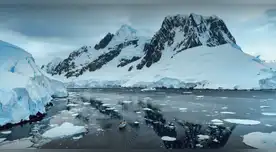 Científicos descubren un continente perdido bajo la Antártida. Científicos descubren un continente perdido bajo la Antártida.