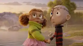 Frankie y los monstruos ofrece una versión moderna y entretenida de Frankenstein.