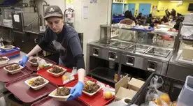 Millones de familias temen el fin de la ayuda alimentaria en EE.UU. por el cierre.