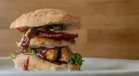 Cadena de comida rápida cerrará cientos de locales en todo EE. UU.