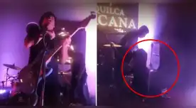 Conocido cantante peruano sufre inesperada descarga eléctrica durante concierto. Conocido cantante peruano sufre inesperada descarga eléctrica durante concierto.