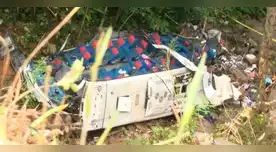 Un bus escolar que volvía de Coveñas a Medellín, cayó a precipio y terminó con la vida de 17 jóvenes Un bus escolar que volvía de Coveñas a Medellín, cayó a precipio y terminó con la vida de 17 jóvenes