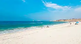 No es Cancún, ni Miami Beach: la majestuosa playa de aguas cristalinas y arena blanca ubicada a cerca de una hora de Lima