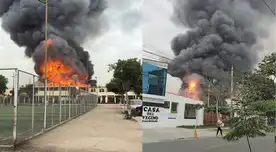 Fuerte incendio consume almacén en Huachipa.
