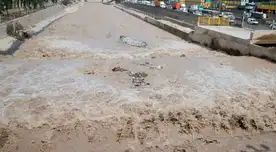 Cierran TRANSITADO PUENTE de LIMA para evitar ARRIESGAR VIDAS ante crecida de Río Rímac por lluvias: ¿Cuál es la zona afectada?