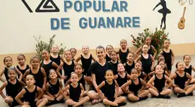 Jiménez, con una vasta experiencia, utiliza la Técnica de Segmentación Evolutiva Coreográfica y la Técnica de Integración Rítmica Comunitaria para profundizar en la danza como expresión compartida.