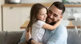 ¿Eres padre y trabajas en planilla? Este BENEFICIO legal podría AUMENTAR TU SUELDO por esta razón que pocos conocen