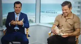 Protagonistas de La Odisea reciben caballos de totora