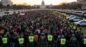 Agentes del ICE arrestaron a más de 1.000 extranjeros en Washington.