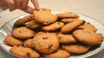 Famosa galleta que todos compran es retirada del mercado tras detectarse residuos de metal: qué hacer si la tienes