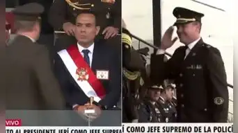 George Forsyth sorprende al vestir el uniforme militar frente a José Jerí y esta fue la reacción del presidente