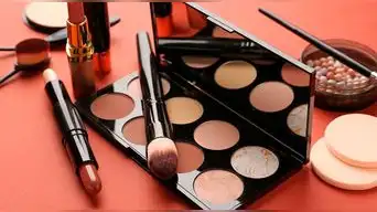 empresa de cosméticos cierra tiendas, Beauty Brands