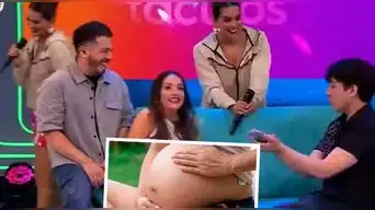 Valeria Piazza SE VA del set EN VIVO luego de que vidente le afirme que se EMBARAZARÁ en el 2026: "Me muero..."