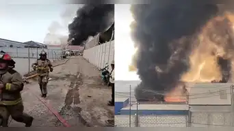Enorme incendio consume almacén de conocida tienda por departamento en Villa El Salvador.