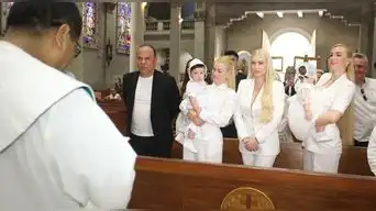 Brad Pizza y Dailyn Curbelo bautizaron a sus pequeños mellizos