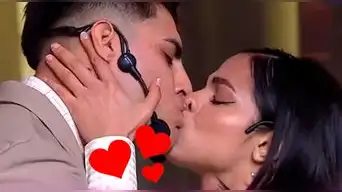 ¡NO SE AGUANTARON! Raysa Ortiz y Paul Michael se dan APASIONADO beso en 'Esto es Guerra'