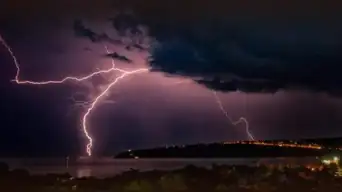 Senamhi advierte DECIMOCUARTO FRIAJE en estas regiones del Perú: lluvias, vientos extremos y descargas eléctricas desde HOY