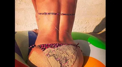 Instagram: Rihanna Ass, fue el título de su caliente foto.