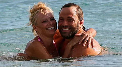 Pamela Anderson goza vacaciones con estrella de video xxx