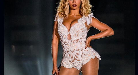 Beyoncé cayó al piso en pleno concierto en Rock in Río.