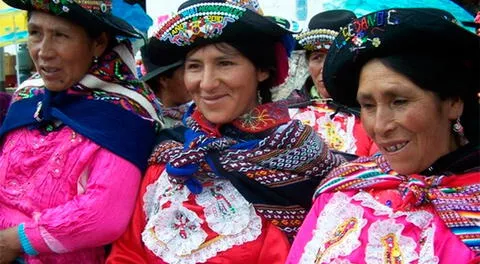 Marcha por las mujeres del agro en Lima.