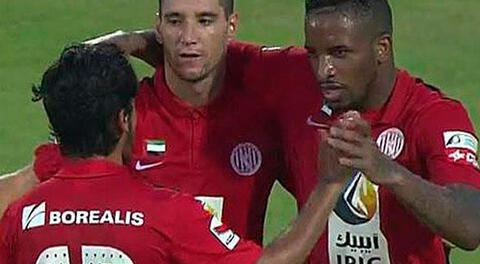 Jefferson Farfán anotó su primer gol en Arabia