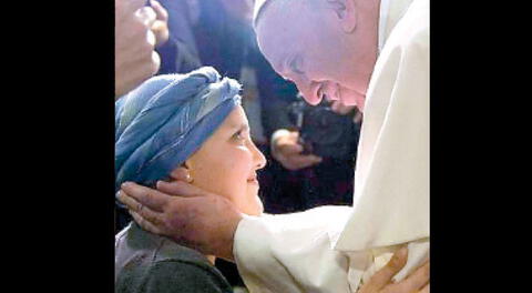 México: niña con leucemia conmueve al papa Francisco