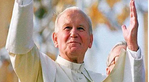 Juan Pablo II el Papa viajero.