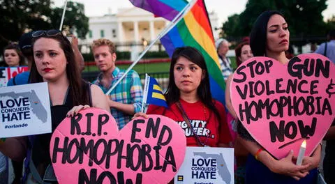 Miles de personas marchan en EE.UU. para pedir un alto a la homofobia