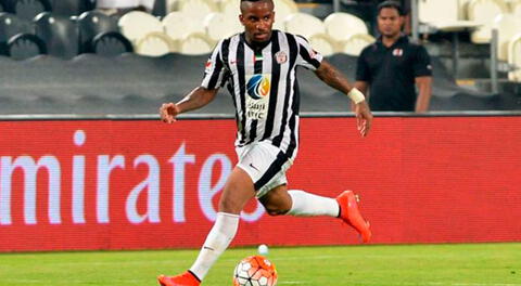 Jefferson Farfán: Viajó a Holanda  con Al Jazira para realizar pretemporada