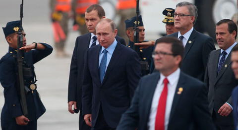  Vladimir Putin arribó al Perú para participar en cumbre 