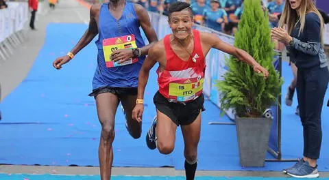 El puneño Ito mostró su calidad y llegó tercero en la Maraton Movistar 42K. FOTO:Comunicación Activa