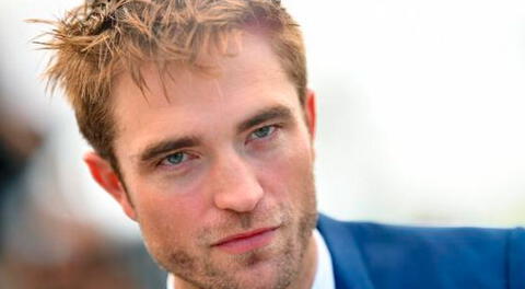 Robert Pattinson dejó atrás su corto cabello castaño
