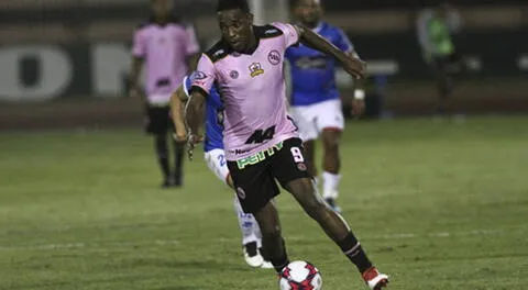 Luis Tejada volvió a marcar contra Comercio. El panameño ya lleva cuatro goles con los rosados