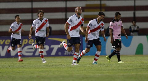 Municipal ganó 2-0 al Boys con goles de Ricardo Buitrago y Daniel Cabrera