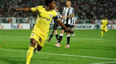 El brasileño Willian a los siete minutos anotó el único gol del partido para kla victoria del Chelsea