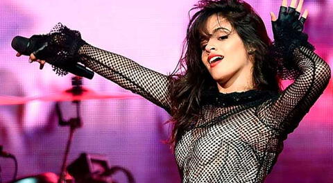 Camila Cabello resultó ganadora en la noche de los AMAS 