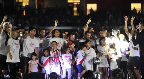 River de fiesta