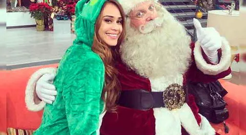 Yanet García se convirtió en sexy regalo por Navidad